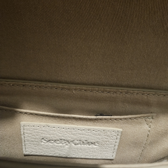 See By Chloe Cream Leather Crossbody Bag - Picture 4 of 7